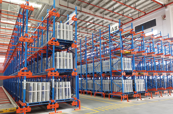 Progetto Dongfang Yuhong pallet shuttle racking system